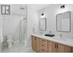 30 - 383 DAVENTRY WAY - 47