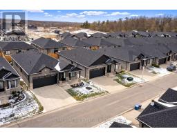 30 - 383 DAVENTRY WAY - 5