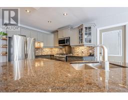 231 THAMES CRESCENT - 14