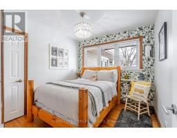 231 THAMES CRESCENT - 25