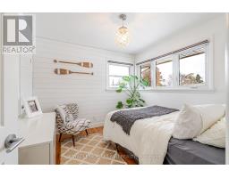 231 THAMES CRESCENT - 26