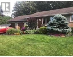 231 THAMES CRESCENT - 34