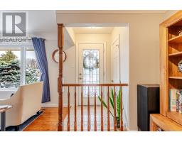 231 THAMES CRESCENT - 7