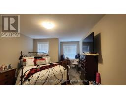 3074 TURNER CRESCENT - 21