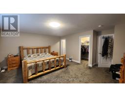 3074 TURNER CRESCENT - 31