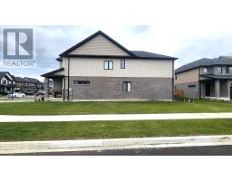 3074 TURNER CRESCENT - 37