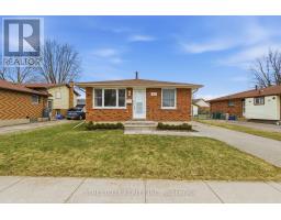 14 NICHOLAS CRESCENT - 2