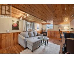 14 NICHOLAS CRESCENT - 26