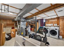 14 NICHOLAS CRESCENT - 32