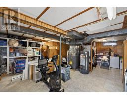 14 NICHOLAS CRESCENT - 34