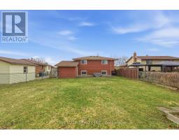 14 NICHOLAS CRESCENT - 35