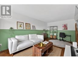 14 NICHOLAS CRESCENT - 4