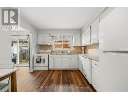 47 FAIRLANE ROAD - 24