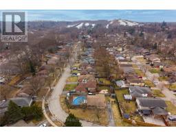 47 FAIRLANE ROAD - 50