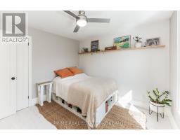 5 HUGHES STREET - 21