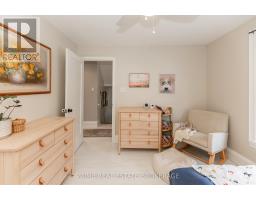 5 HUGHES STREET - 25