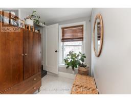 5 HUGHES STREET - 26