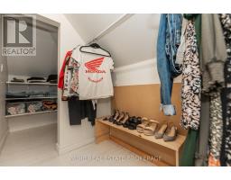 5 HUGHES STREET - 32