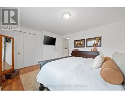 23 - 45 GATEWOOD PLACE - 24
