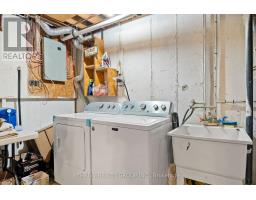 23 - 45 GATEWOOD PLACE - 30