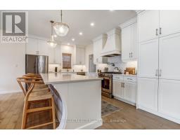 8 REDHAVEN LANE - 11