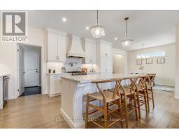 8 REDHAVEN LANE - 14