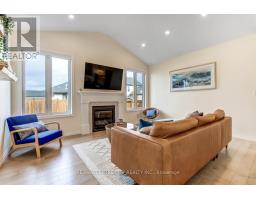 8 REDHAVEN LANE - 15