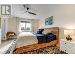 8 REDHAVEN LANE - 20