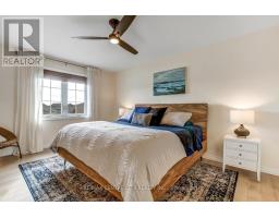 8 REDHAVEN LANE - 21