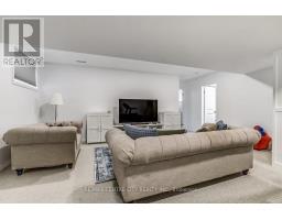 8 REDHAVEN LANE - 28