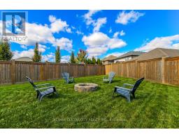 8 REDHAVEN LANE - 35