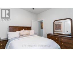 1084 TRAFALGAR STREET - 15