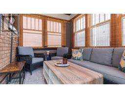 1084 TRAFALGAR STREET - 4