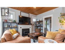 1084 TRAFALGAR STREET - 6