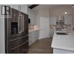 114 BARONS COURT - 10