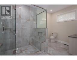 114 BARONS COURT - 15