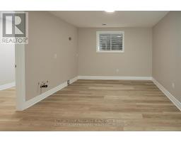 114 BARONS COURT - 24