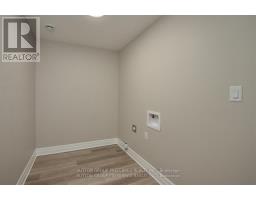 114 BARONS COURT - 28