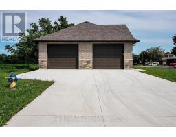 114 BARONS COURT - 5