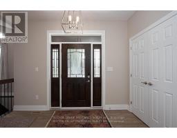 114 BARONS COURT - 7