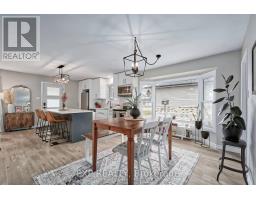 8 METCALFE CRESCENT - 11