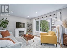 8 METCALFE CRESCENT - 5