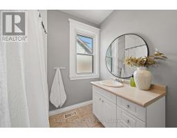 123 THORNTON AVENUE - 19