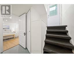 123 THORNTON AVENUE - 20