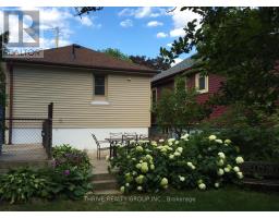 123 THORNTON AVENUE - 40