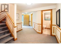 922 COUNTRY CLUB CRESCENT - 49