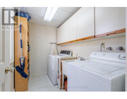 28 SINCLAIR CRESCENT - 19