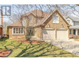 28 SINCLAIR CRESCENT - 3