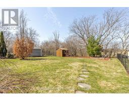 28 SINCLAIR CRESCENT - 37