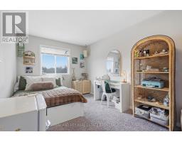 18 CHAPMAN COURT - 11